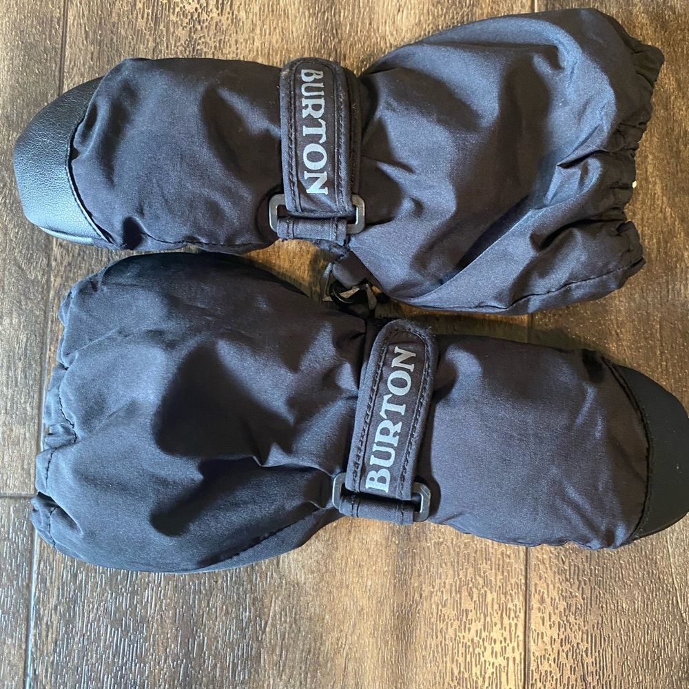 Burton Black Snowboard Mittens